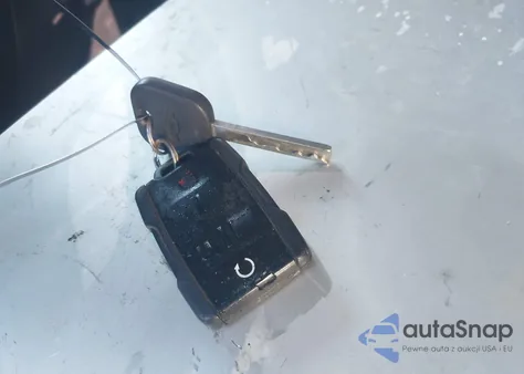 2018 Chevrolet Silverado C1500 Lt z USA, uszkodzony, nr VIN 3GCPCREC0JG224976